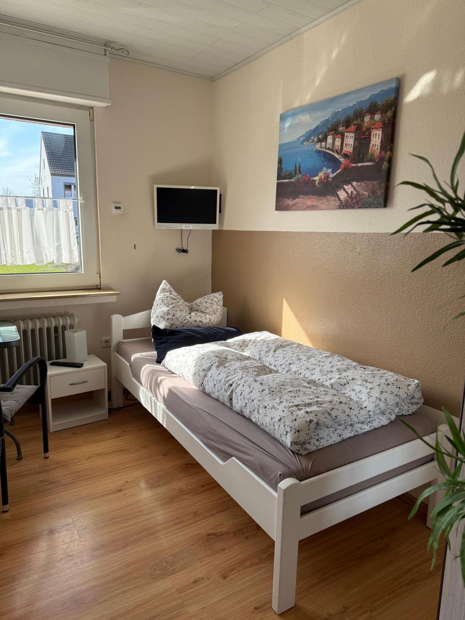 Domi'S Gaestehaus Bergheim  Bagian luar foto